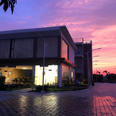 Carina Retreat Resort Гирский лес Экстерьер фото