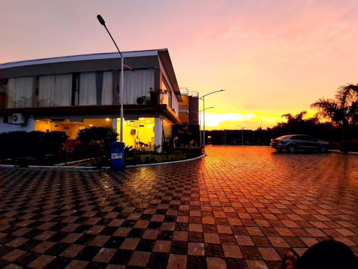 Carina Retreat Resort Гирский лес Экстерьер фото