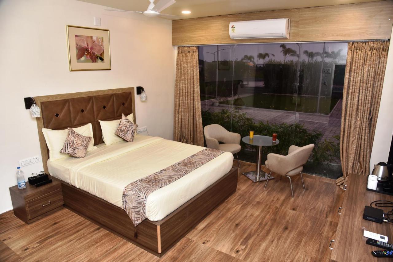 Carina Retreat Resort Гирский лес Экстерьер фото